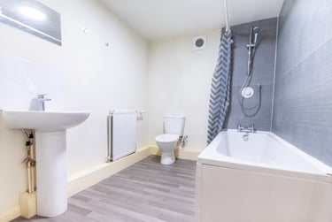 2 bed flat, Westgate Road, Newcastle Upon Tyne, Newcastle, NE46AD - Image 5